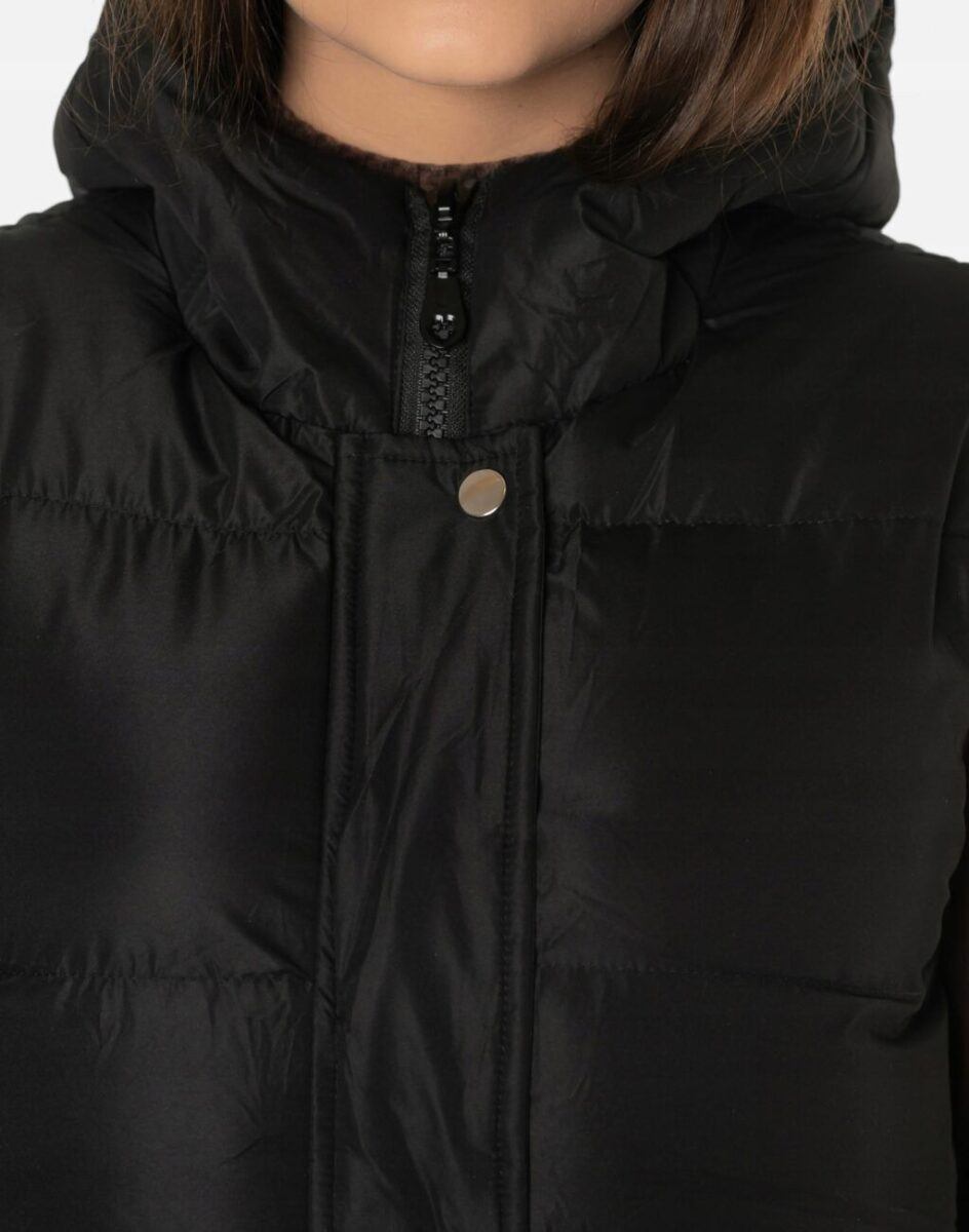12752243688