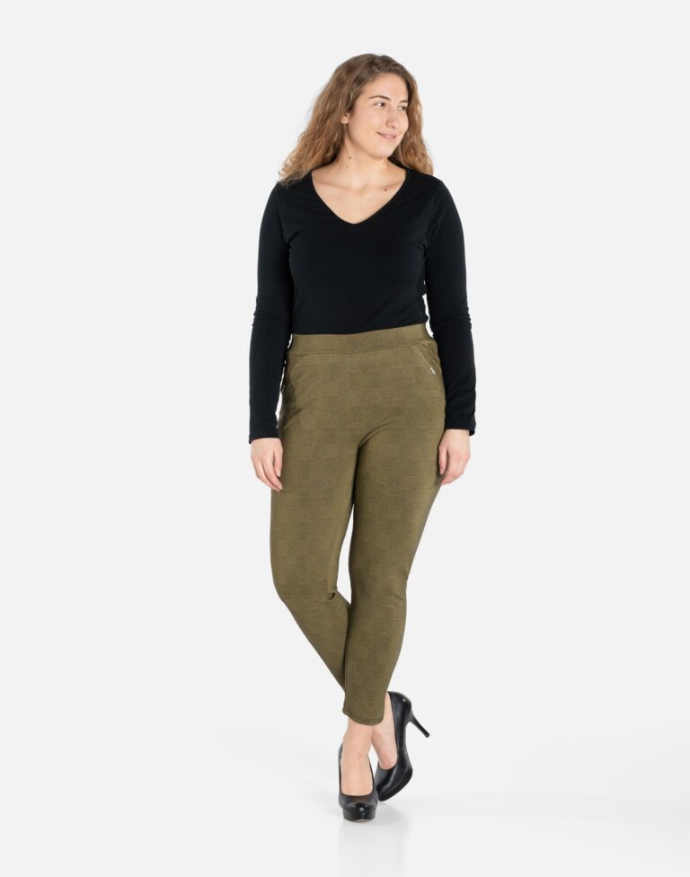 Eleganckie Spodnie Cygaretki Damskie 768-8 5XL/6XL
