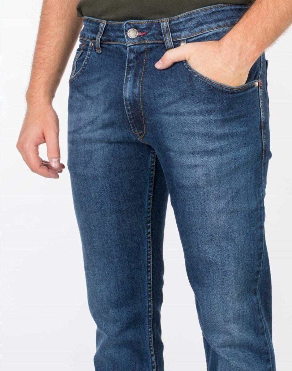 11999388868