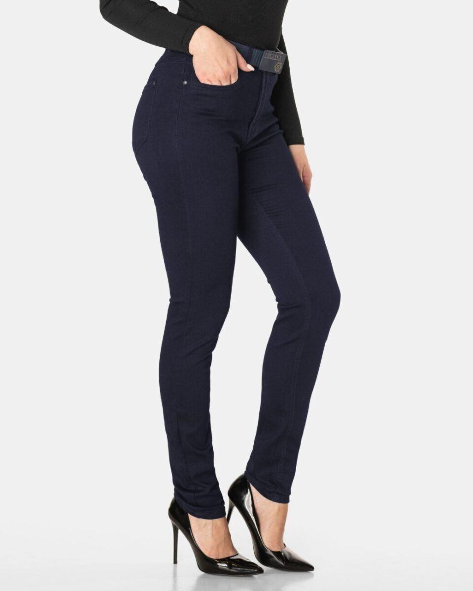 13717606917