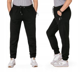 Czarny "Super Black"