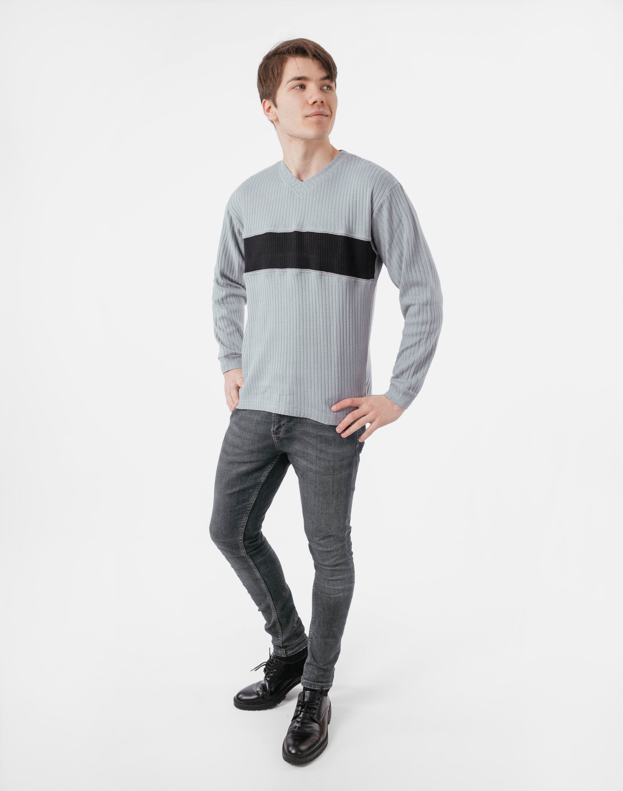 Elegancki Cienki Sweter Męski Swetr Serek Szpic Bawełniany BASTION M1A M