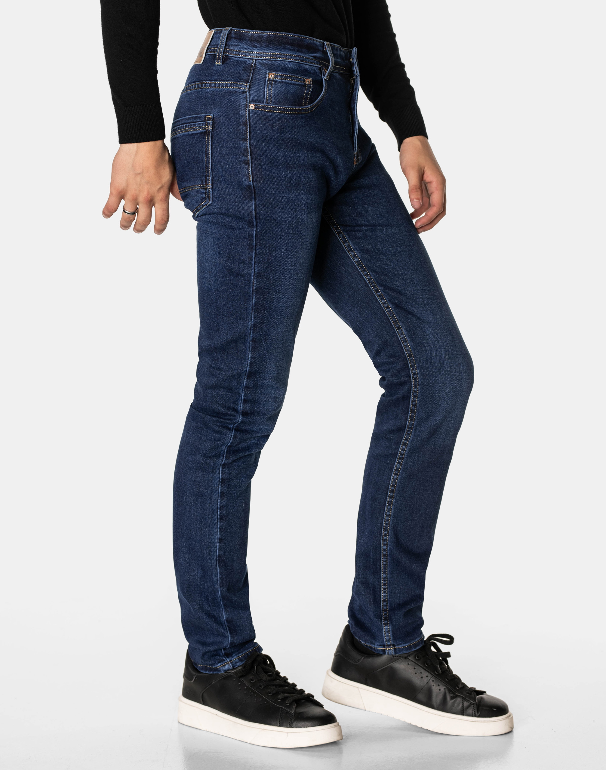 14653586115